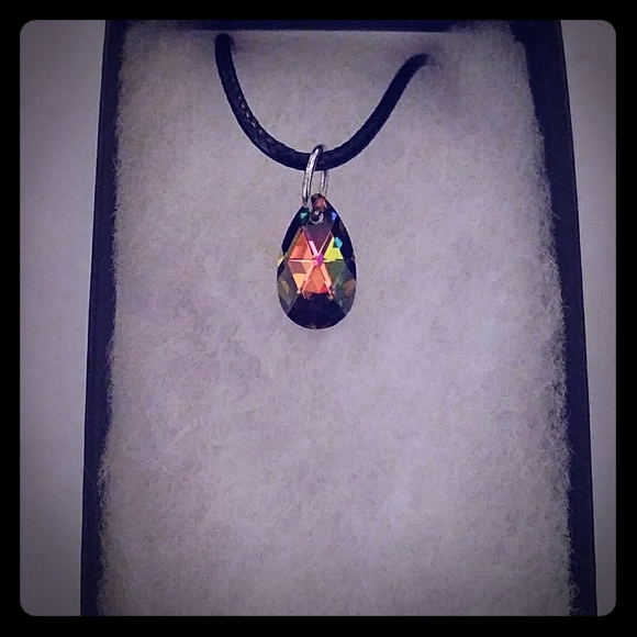 Jewelry - Cypress Green Crystal Teardrop Necklace